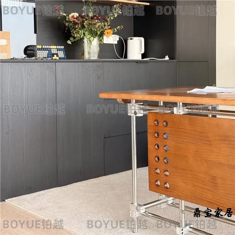Bauhaus Massivholzschreibtisch – Retro Gaming Desk Setup Bewertung und Preis